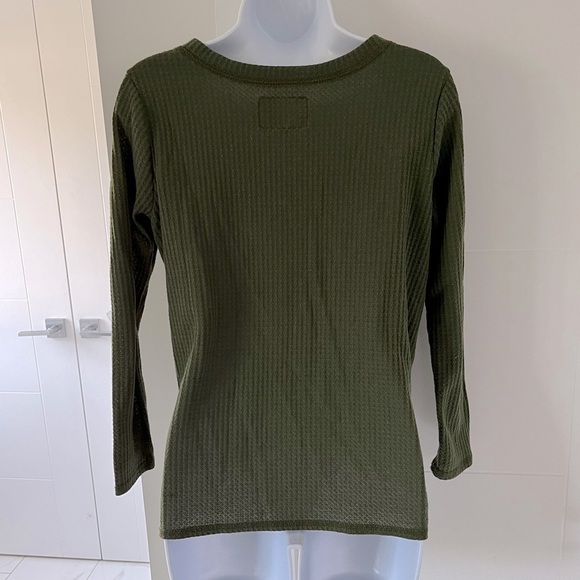 JACKSON ROWE/ Olive green twist front/  Waffle knit/ Long sleeved top/ Size US S - Picture 3 of 8